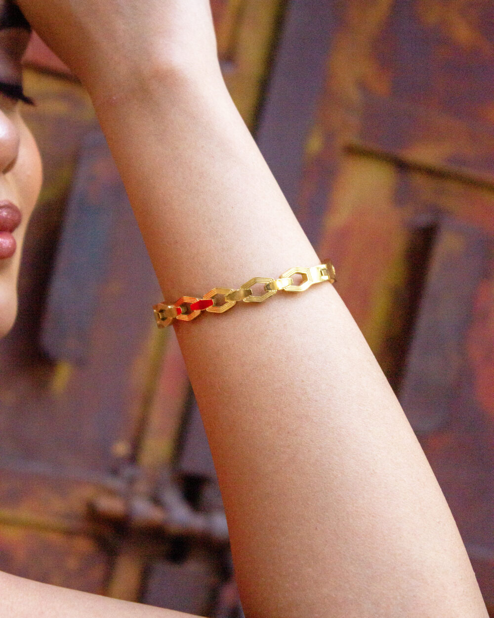 Chunky Curb Style Bracelet - Image 3