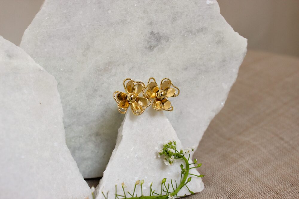 Double floral ring