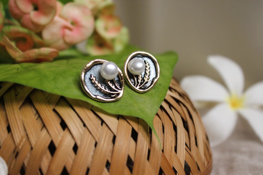 Pearl Bloom Studs (Green) - Image 2